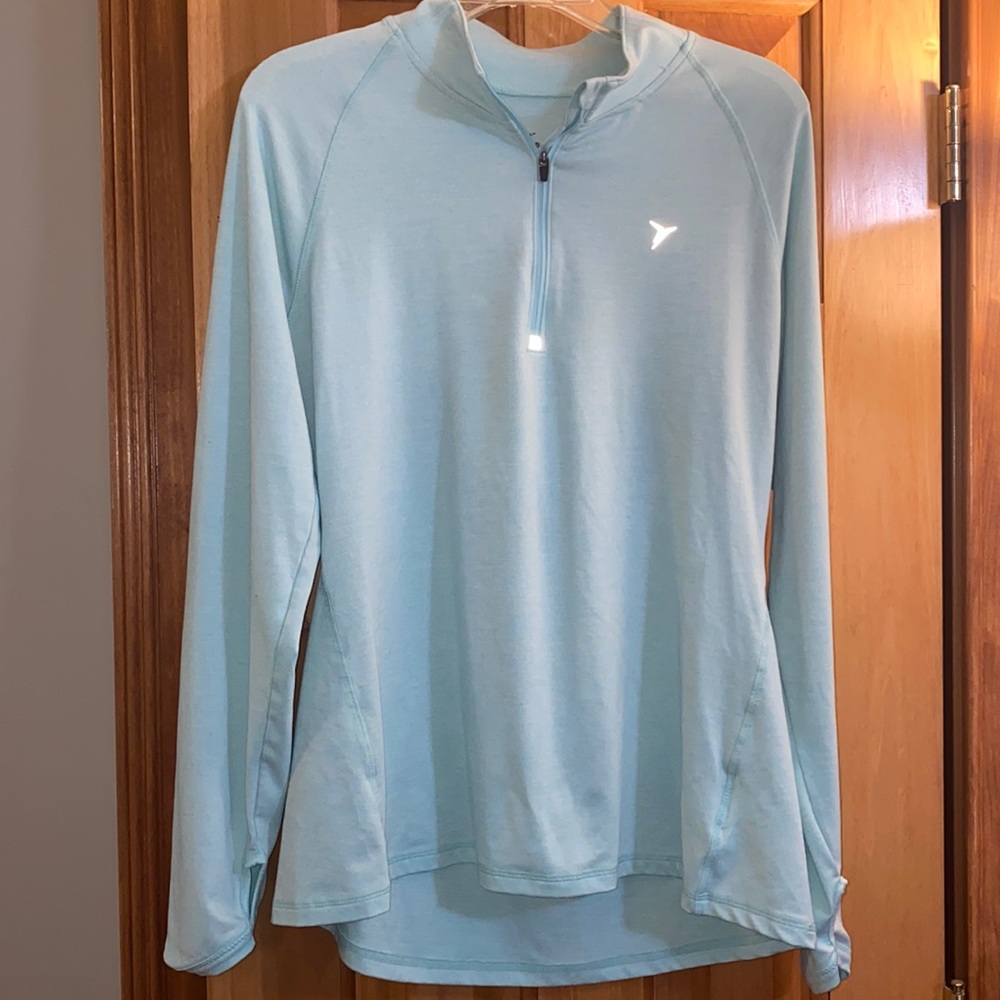 Old Navy athletic pullover
